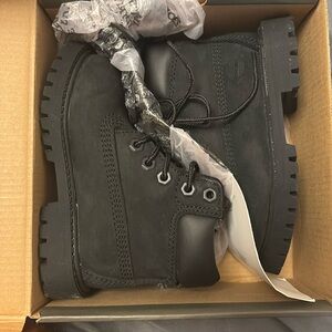 Black Timberland toddler boots size 7C